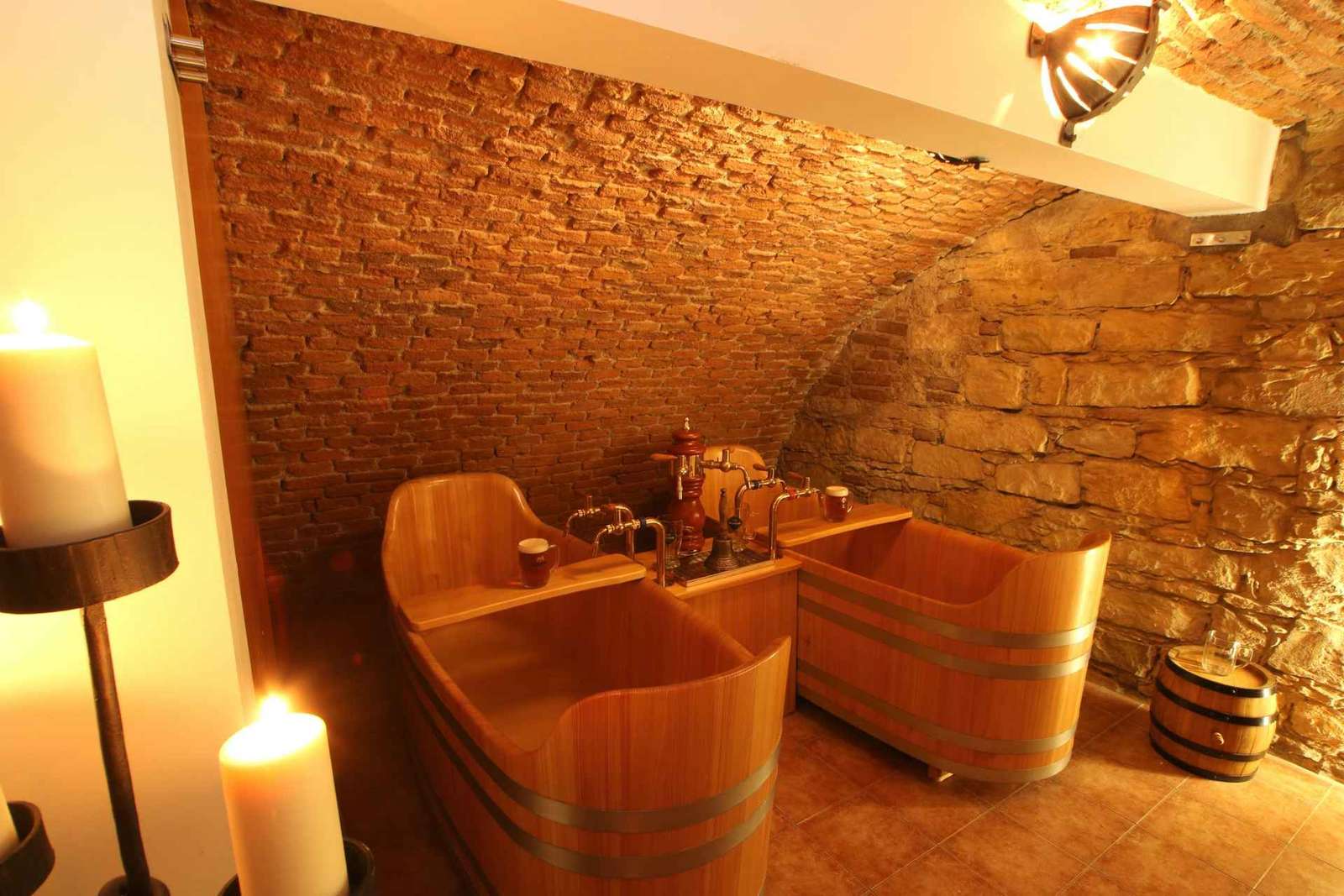 Praag: Caroline Bernard Beer Spa met Bier & Massage optie