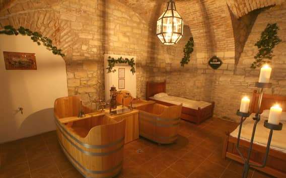 Praag: Bernard Beer Spa met Bier en Massage Optie