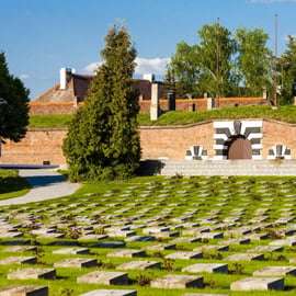 Vanuit Praag: Rondleiding door concentratiekamp Terezin