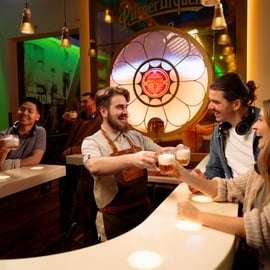 Praag: Pilsner Urquell belevenis & bierproeverij