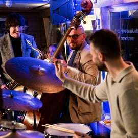 Praag: Jazz boottocht met concert en optionele maaltijd