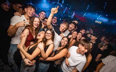 Praag: Toegangsbewijs voor de Duplex-rooftopclub