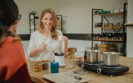 Workshop sojakaarsen - maak jouw speciale souvenir van Praag