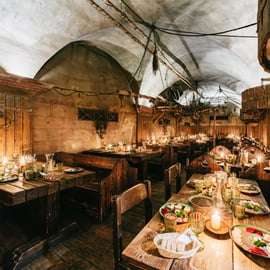 Praag: middeleeuws diner, incl. onbeperkt drankjes