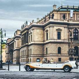 1 uur durende rondleiding in een oldtimer