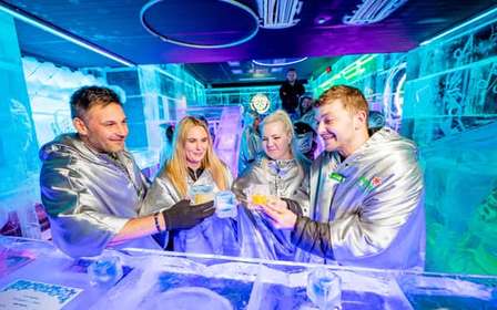Praag: Toegangbewijs voor Ice Pub Praag met Nachtcluboptie