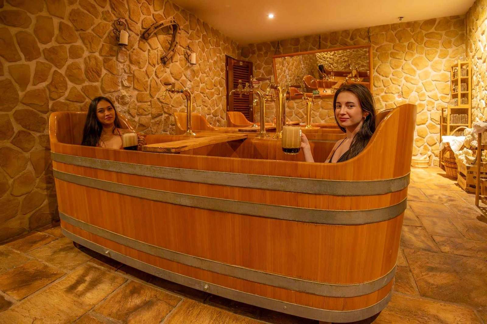 Praag: Beer Spa en Wellness