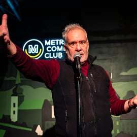 Stand-upcomedy in Praag in het Engels, Metro Comedy Club