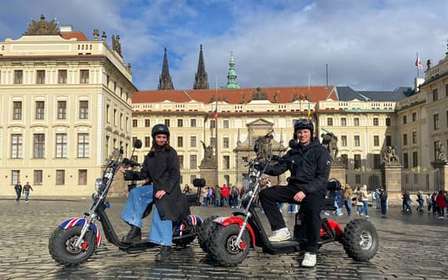 Grote stadsrondleiding op elektrische driewieler in Praag - Live rondleiding