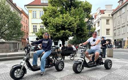 Praag: 2 uur FUN TRIKE rondleiding in Praag met gids