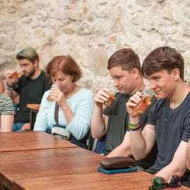 Praag: Tsjechische Bierproeverij met Snacks