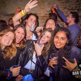 Kroegentocht met 35 plekken, shots en club in Praag