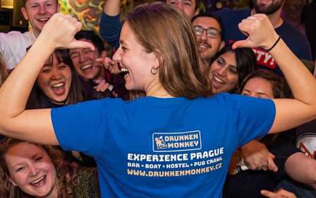 Praag: Kroegentocht met 2 uur open bar bij Drunken Monkey