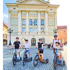 Praag: tour op elektrische Treco met gids