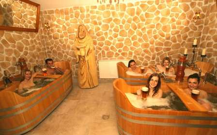 Praag: Beer Spa Bernard met optie bier en massage