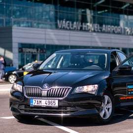 Praag: Privé Transfer vanaf Luchthaven Václav Havel