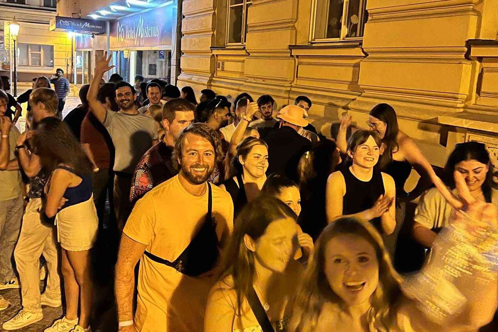 Kroegentocht met shotjes en nachtclub I Praag