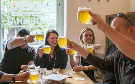 Praag: Rondleiding met gids over eten en bier met proeverijen