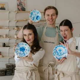 Praag: workshop traditioneel Tsjechisch blauw porselein beschilderen