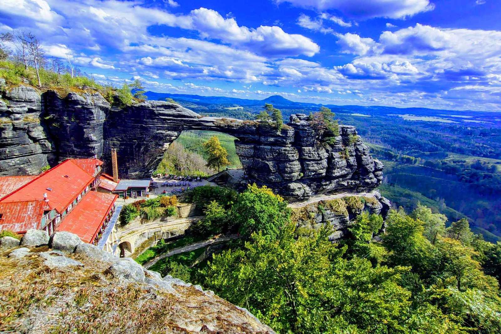 Vanuit Praag: Dagvullende tour door Boheems en Saksisch Zwitserland