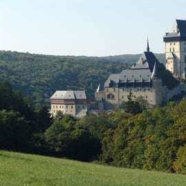 Kasteel Karlštejn vanuit Praag: rondleiding met entree