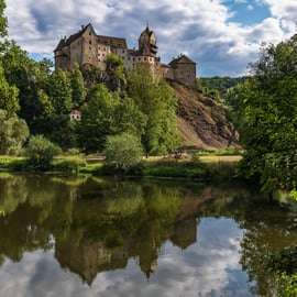 Praag: Karlovy Vary & Loket-tour met warmwaterbronnen & kasteel