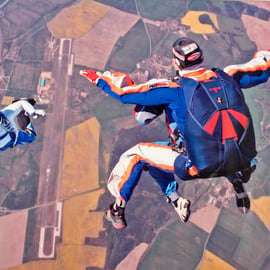Tandem parachutespringen in Praag