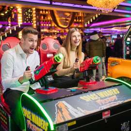 Arcadehal Praag: onbeperkt gamen bij LEVELS Prague