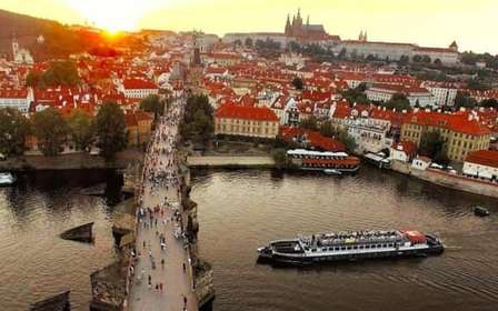 Praag: Rondvaart met buffetdiner